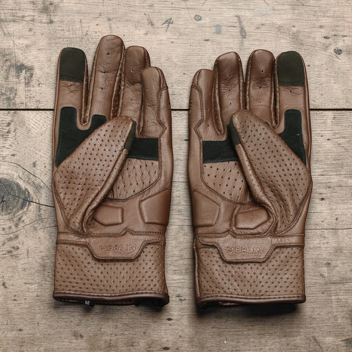 MERLIN マーリン パンチングレザーグローブ ”Legacy Leather D3O Glove” 【ブラウン】