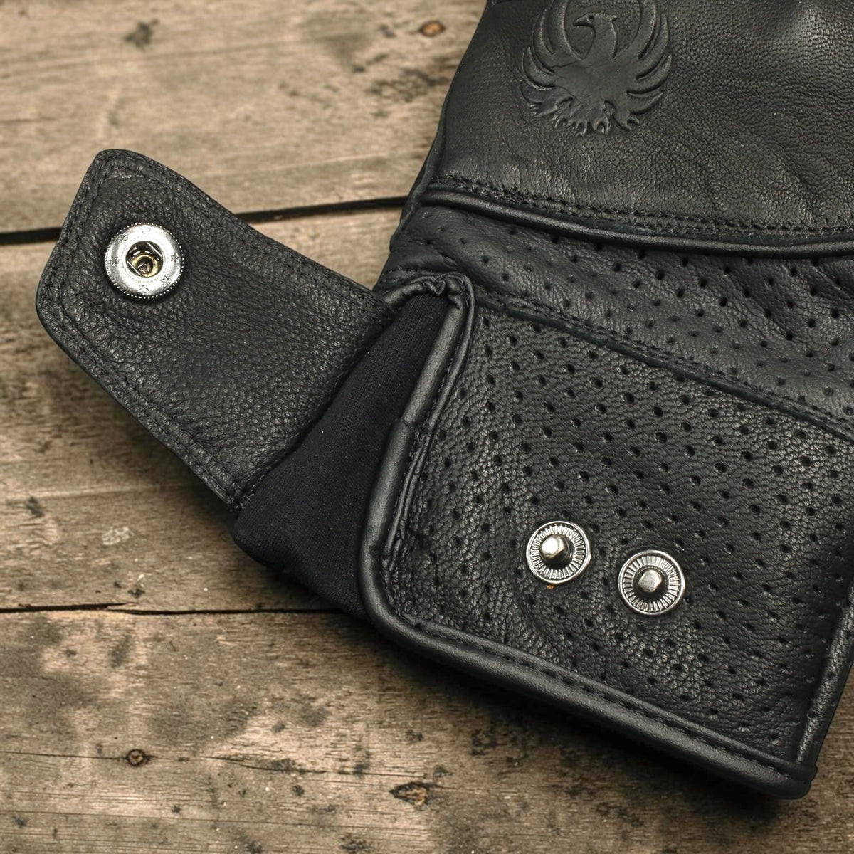 MERLIN マーリン パンチングレザーグローブ ”Legacy Leather D3O Glove” 【ブラック】
