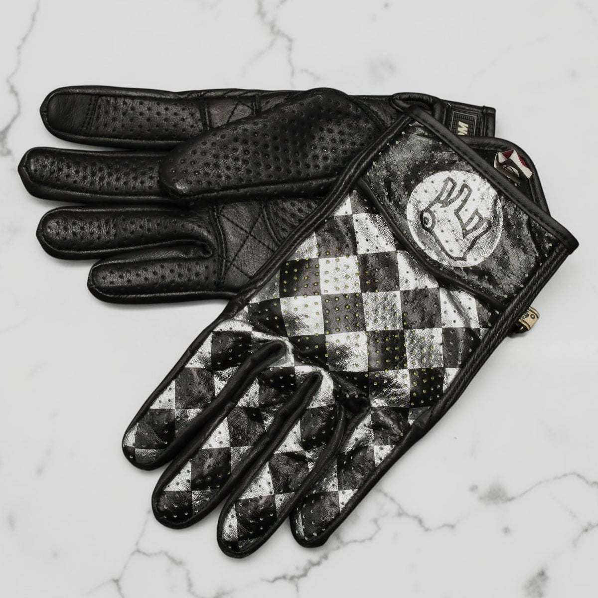 HOLYFREEDOM ホーリーフリーダム パンチングレザーグローブ "BULLIT TOTEM GLOVES" 【シルバー】