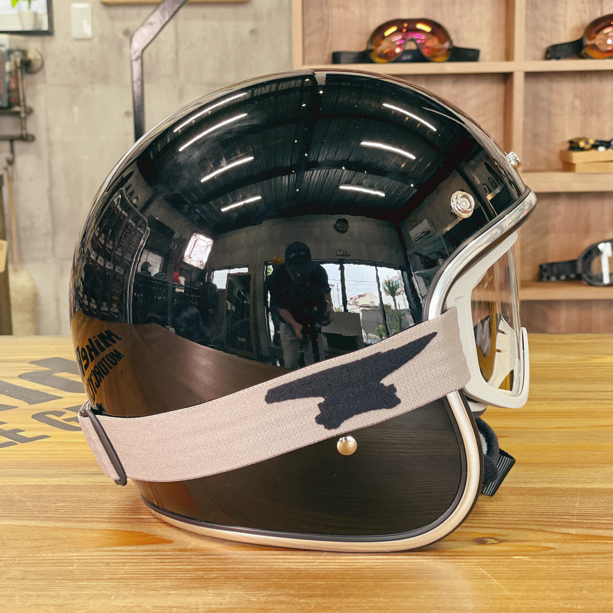 Biltwell ビルトウェル MOTO2.0 ゴーグル "Script Titanium"