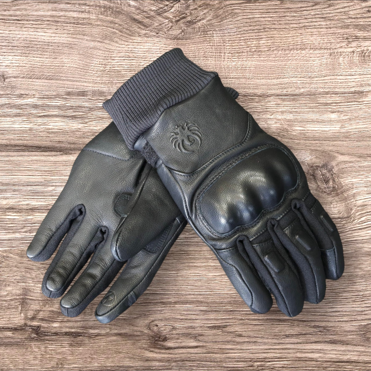 秋冬向け 防水レザーグローブ "Nelson D3O Hydro Glove" 【ブラック】