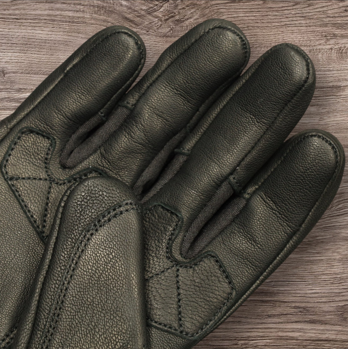 Roeg ローグ オールレザーグローブ　”FNGR all-leather glove” 【ブラック】